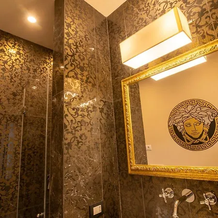 Noble Floor - Luxury Apartment Lucca Exterior foto