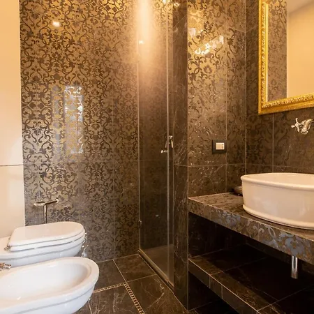 Noble Floor - Luxury Apartment Lucca Exterior foto