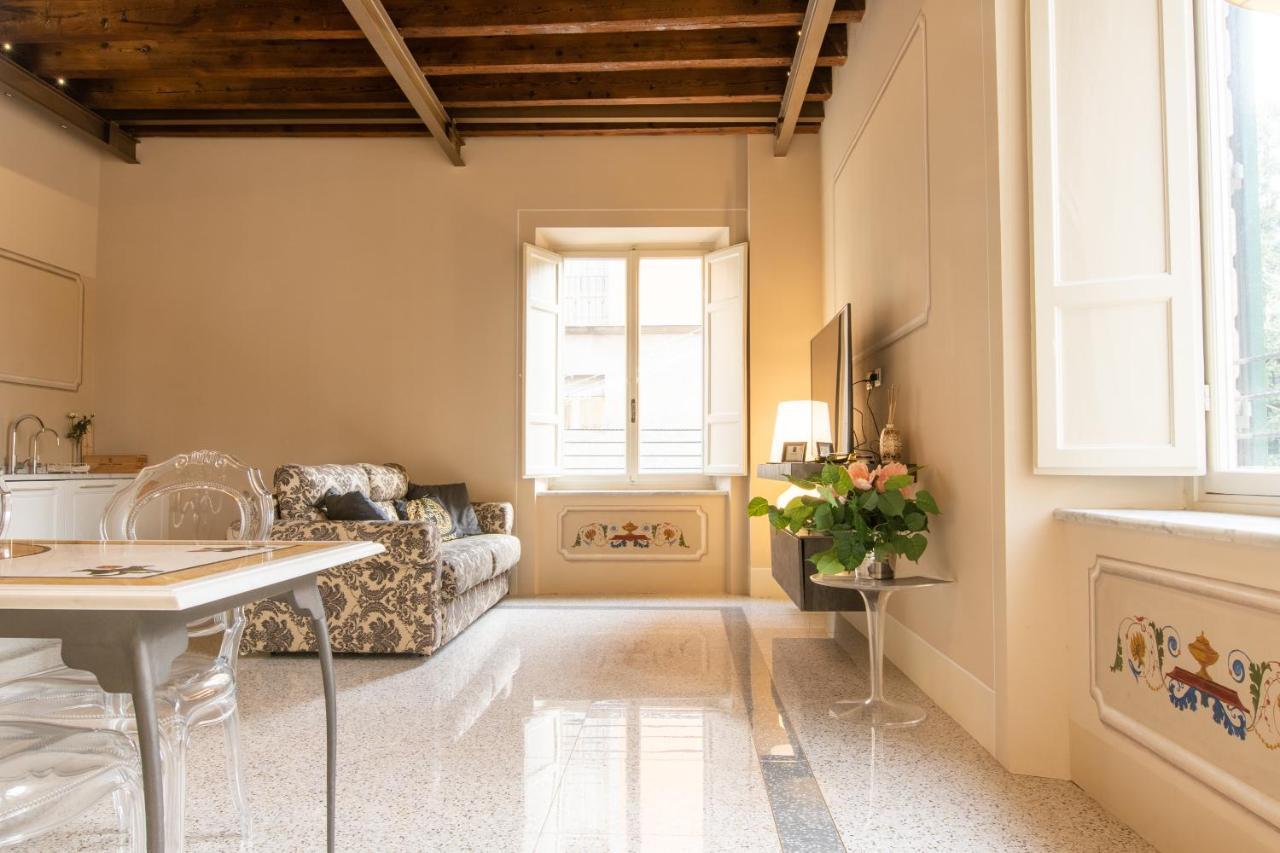 Noble Floor - Luxury Apartment *