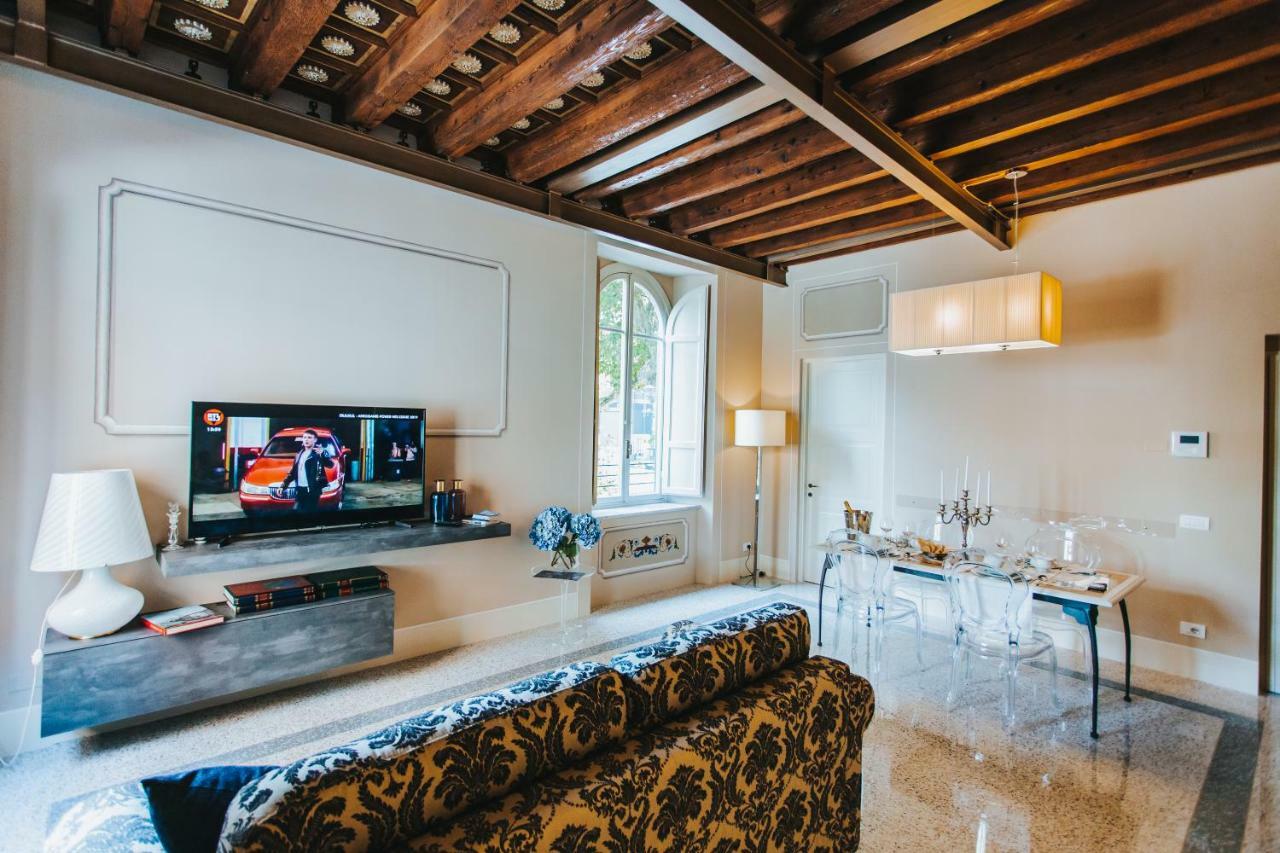 Noble Floor - Luxury * Lucca