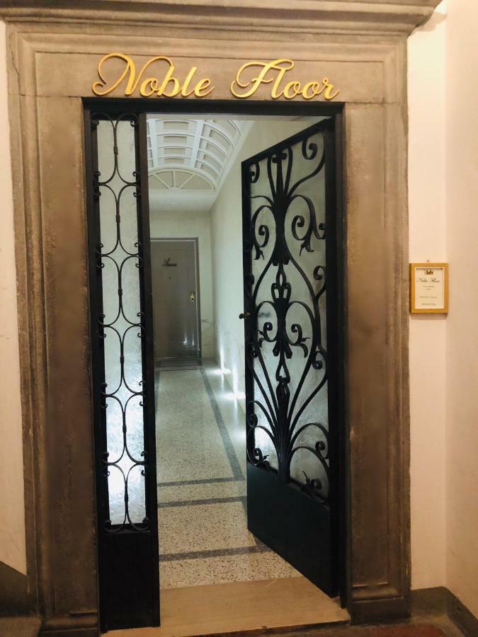 Noble Floor - Luxury Apartment Lucca