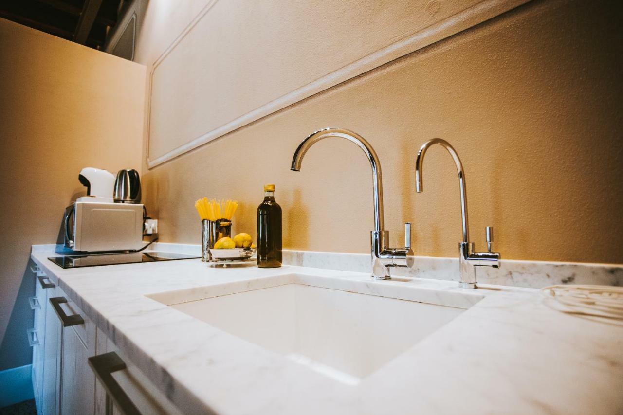Noble Floor - Luxury Apartment