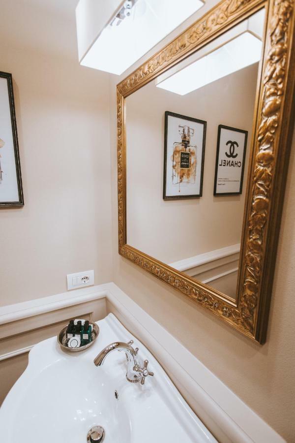 Noble Floor - Luxury Apartment *