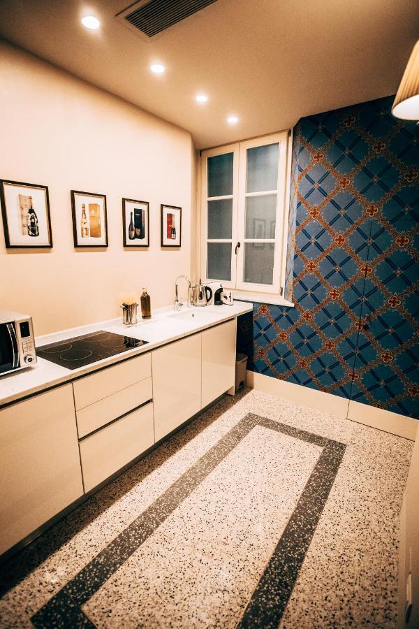 Noble Floor - Luxury Apartment